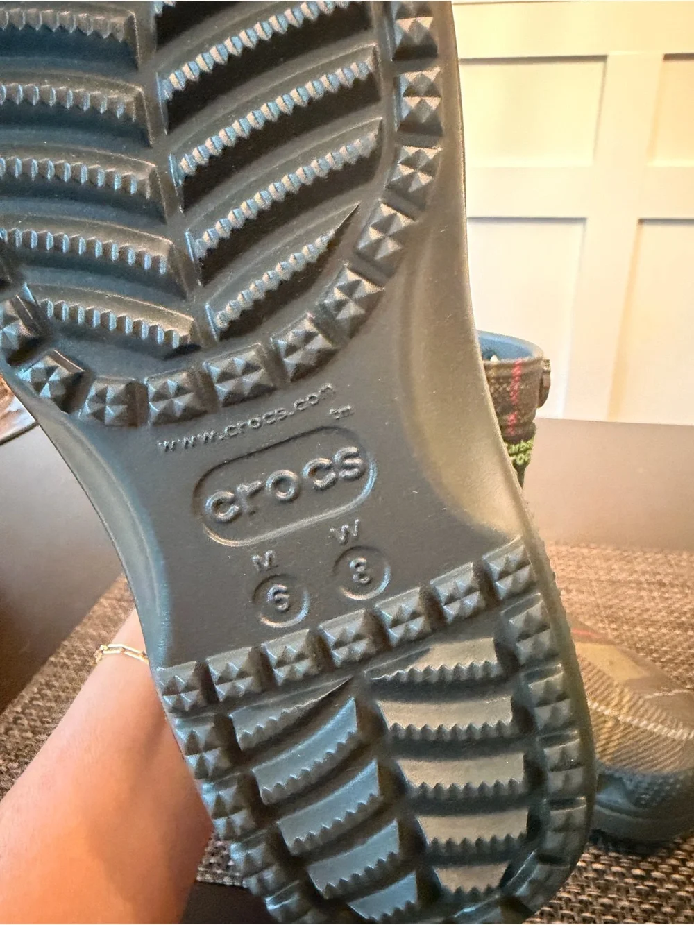 Barbour Crocs Women’s size 8